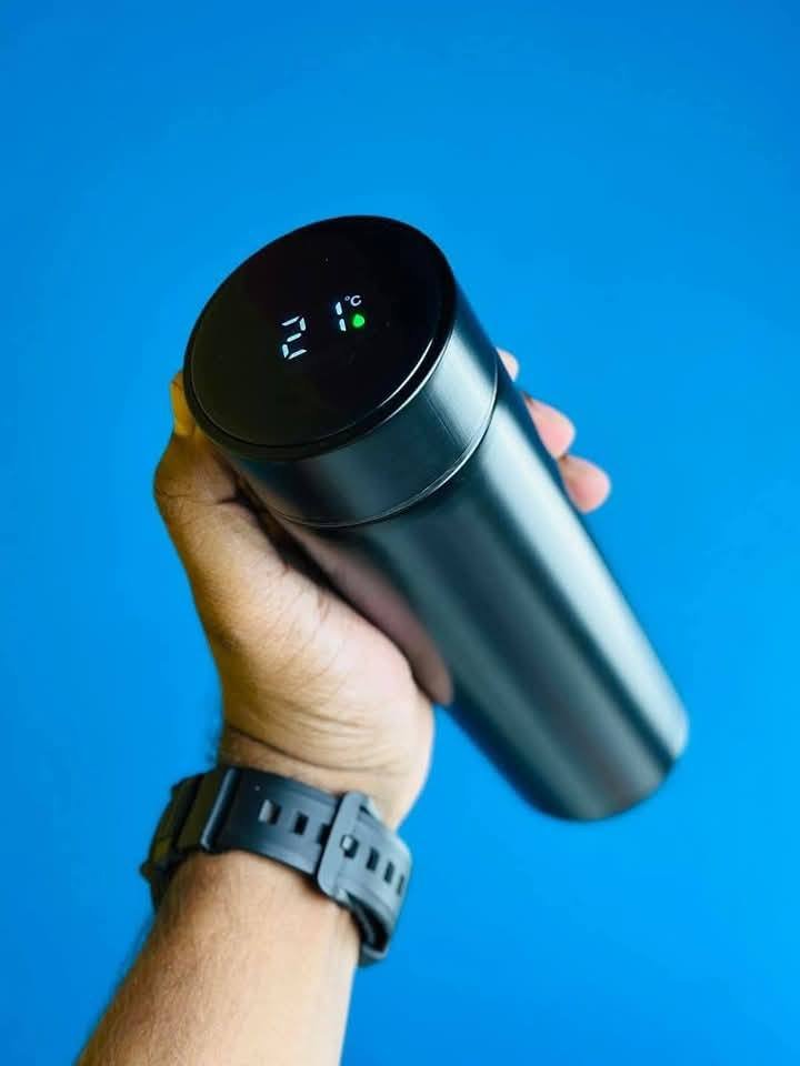 Smart Cup with LED Temperature Display